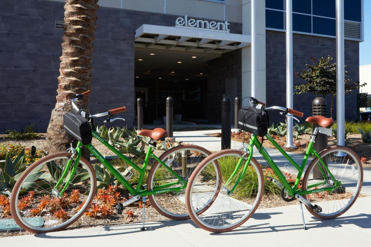 Element Irvine Hotel Exterior photo